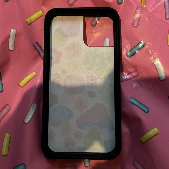 iphone 11 pro wildflower case - Picture 2 of 4